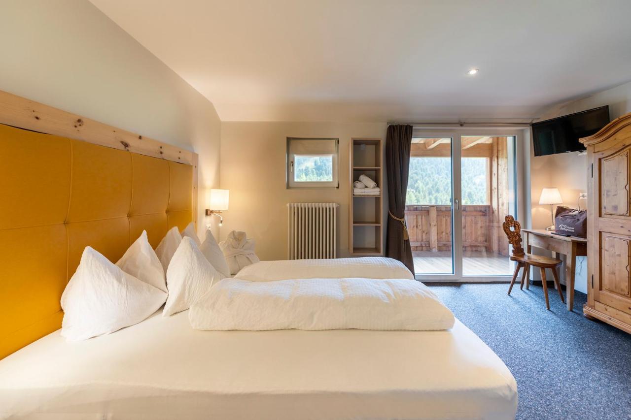 Berghotel Jochgrimm - Your Dolomites Home Варена Экстерьер фото